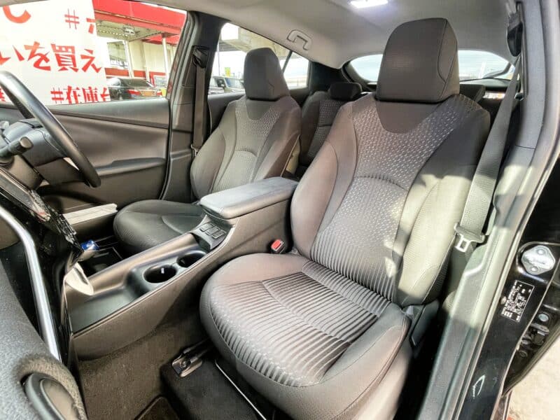 PRIUS プリウス S【総合評価優良車】【カスタム】