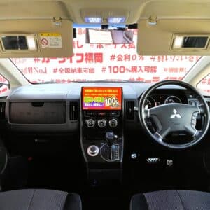 DELICA　デリカ D5　ＲＯＡＤＥＳＴ　Ｇパワーパッケージ　【総合評価優良車】【カスタム】【４ＷＤ】