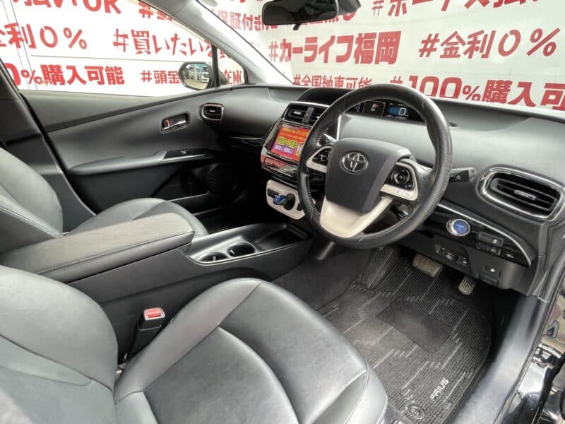 PRIUS プリウス Sツーリングセレクション【カスタム】
