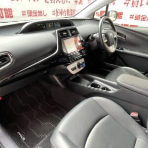 PRIUS プリウス　Ｓツーリングセレクション【カスタム】