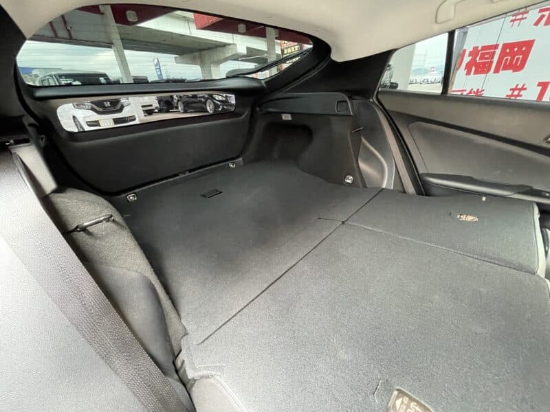 PRIUS プリウス Sツーリングセレクション【カスタム】