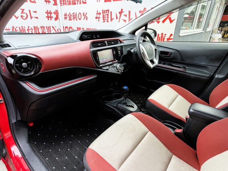 AQUA アクア S "中期型"【ユーザー買取車】