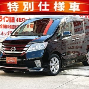 SERENA　セレナ　ハイウェイスター　S-HYBRID　Vセレクション【特別仕様車】
