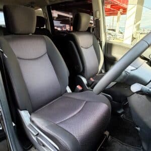 SERENA　セレナ　ハイウェイスター　S-HYBRID　Vセレクション【特別仕様車】
