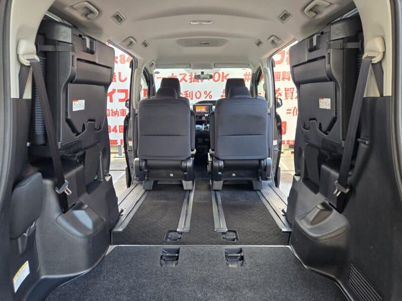 VOXY ヴォクシー ZS 【総合評価優良車】