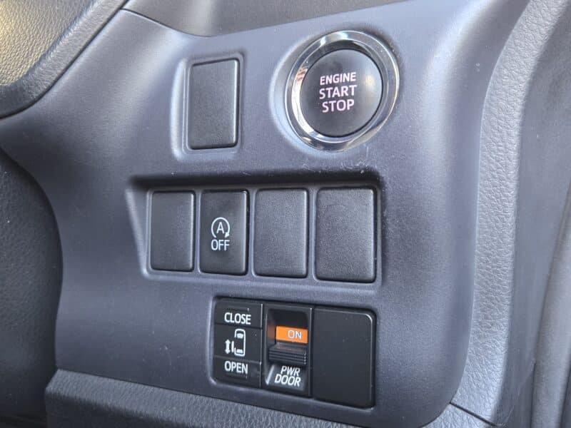 VOXY ヴォクシー ZS 【総合評価優良車】