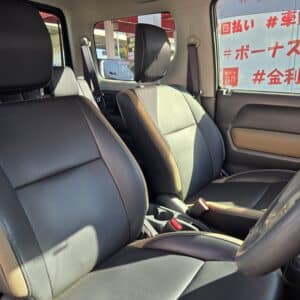 Jimny　ジムニー　ランドベンチャー【特別仕様車】【４ＷＤ】【カスタム】【ターボ車】