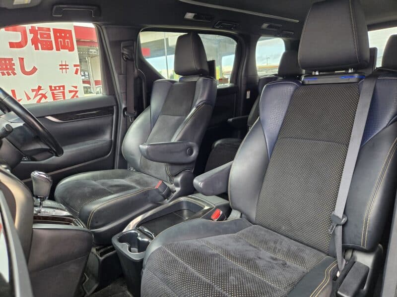 VELLFIRE ヴェルファイア ZAエディション ゴールデンアイズ 【カスタム】【特別仕様車】