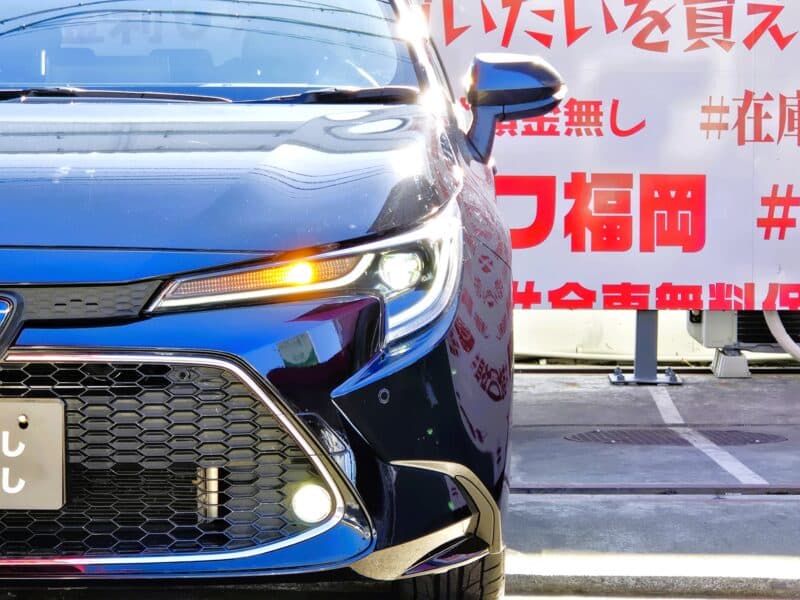 COROLLA TOURING カローラツーリング ハイブリッドW×B