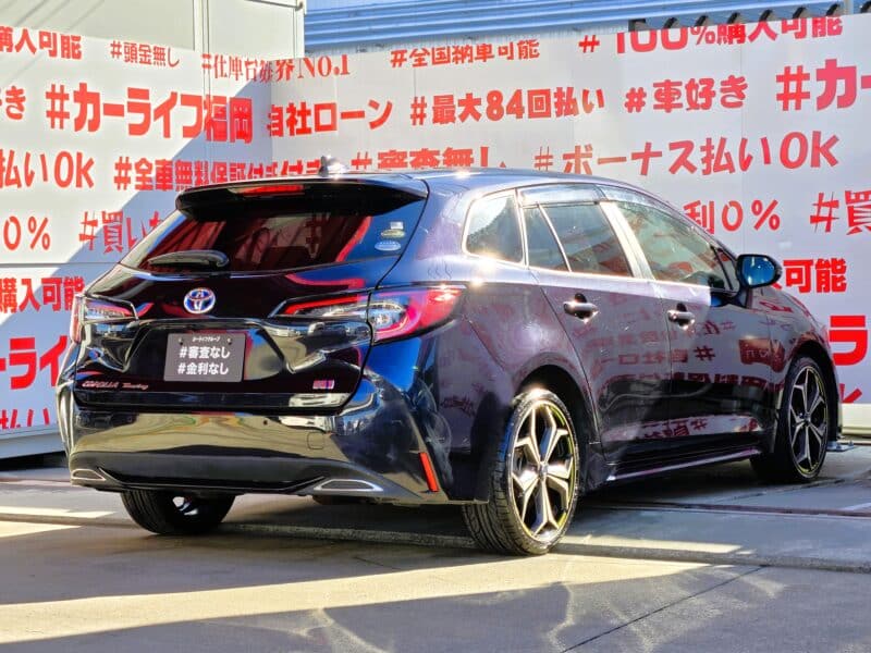 COROLLA TOURING カローラツーリング ハイブリッドW×B