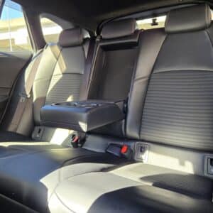 COROLLA TOURING カローラツーリング ハイブリッドW×B