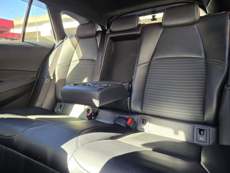 COROLLA TOURING カローラツーリング ハイブリッドW×B