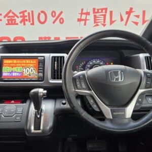 STEPWGN　ステップワゴンスパーダ　Zクールスピリット 【後期型】　