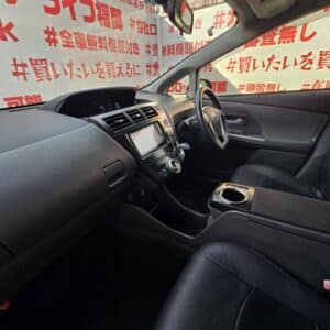 PRIUSα　プリウスα　Ｓ　【カスタム】【総合評価優良車】