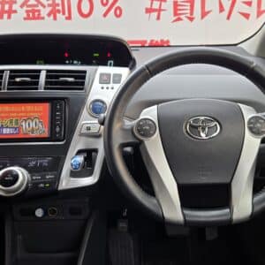 PRIUSα　プリウスα　Ｓ　【カスタム】【総合評価優良車】