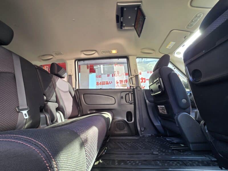 SERENA セレナ ハイウェイスター S-HYBRID Vセレクション 【特別仕様車】