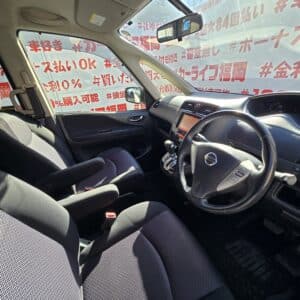 SERENA　セレナ　ハイウェイスター S-HYBRID Vセレクション　【特別仕様車】