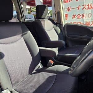 SERENA　セレナ　ハイウェイスター S-HYBRID Vセレクション　【特別仕様車】