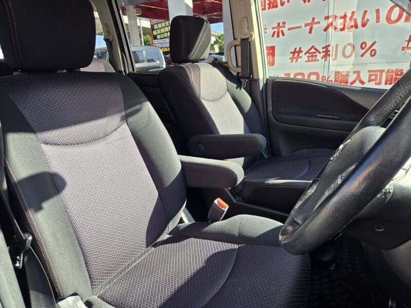 SERENA セレナ ハイウェイスター S-HYBRID Vセレクション 【特別仕様車】