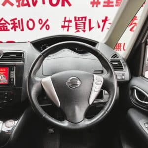 SERENA セレナ ハイウェイスターVセレクション【特別仕様車】