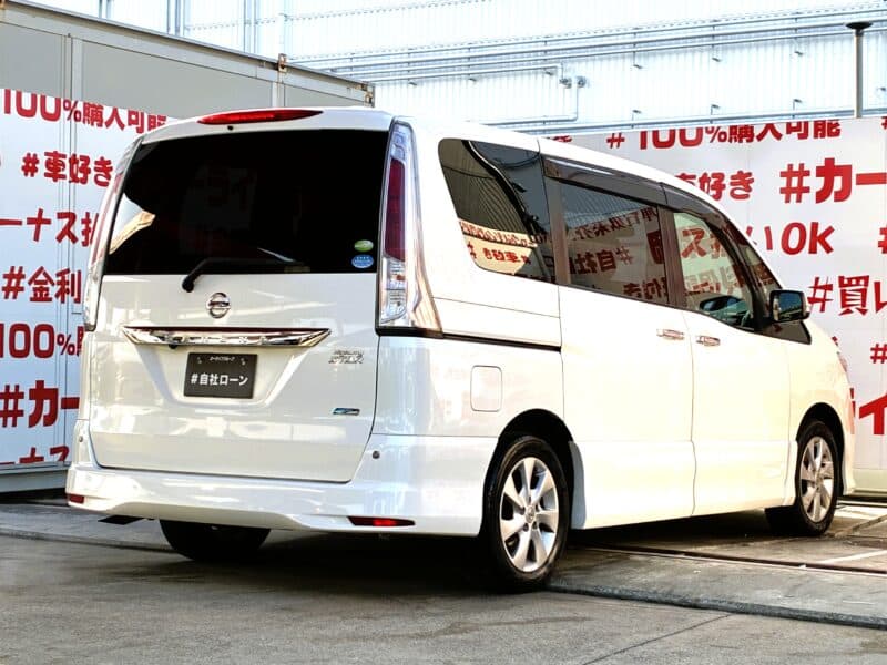 SERENA セレナ ハイウェイスターVセレクション【特別仕様車】