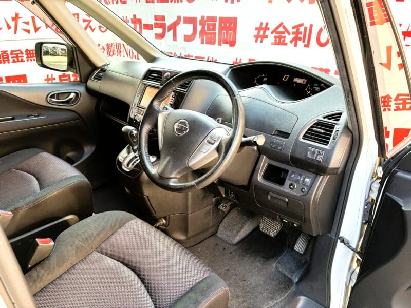 SERENA セレナ ハイウェイスターVセレクション【特別仕様車】