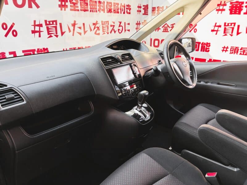 SERENA セレナ ハイウェイスターVセレクション【特別仕様車】