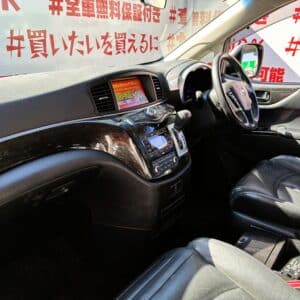 ELGRAND エルグランド ライダーブラックライン黒 本革シート【特別仕様車】