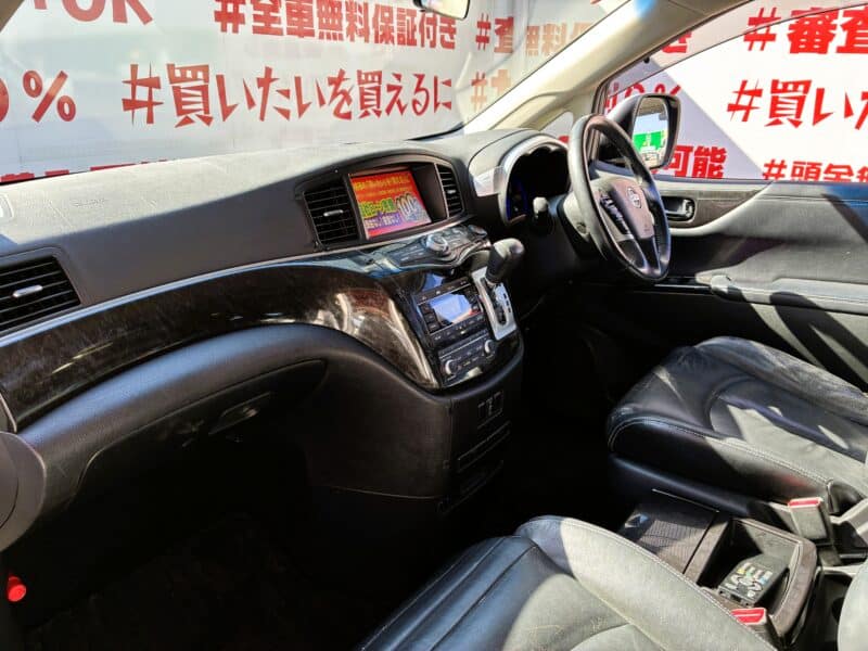 ELGRAND エルグランド ライダーブラックライン黒 本革シート【特別仕様車】