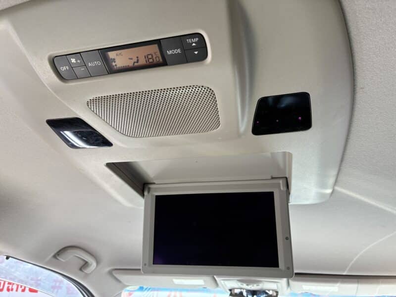 ELGRAND エルグランド ライダーブラックライン黒 本革シート【特別仕様車】