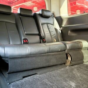 ELGRAND エルグランド ライダーブラックライン黒 本革シート【特別仕様車】