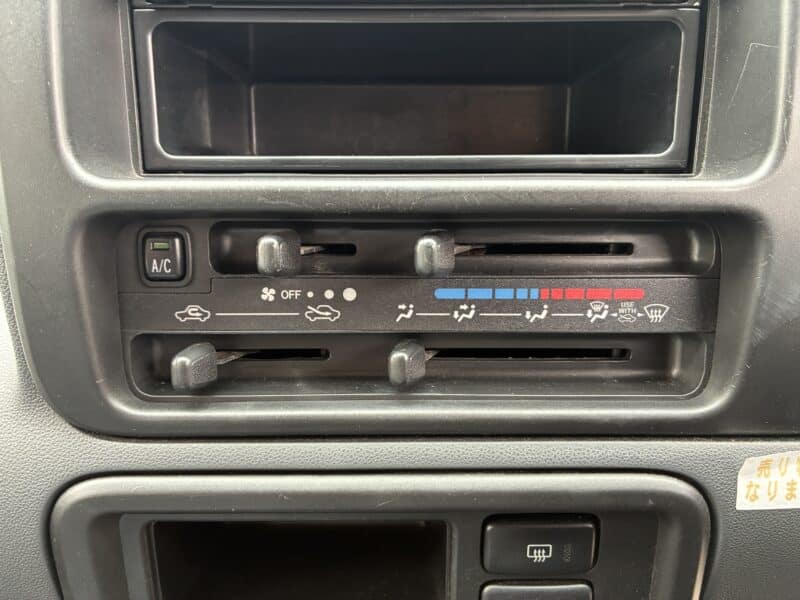 HIJET ハイゼットカーゴ DX