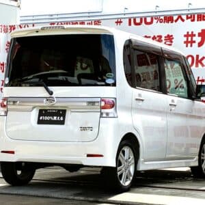 TANTO　CUSTOM　タントカスタムRS