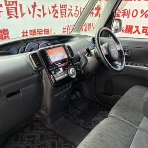 TANTO　CUSTOM　タントカスタムRS