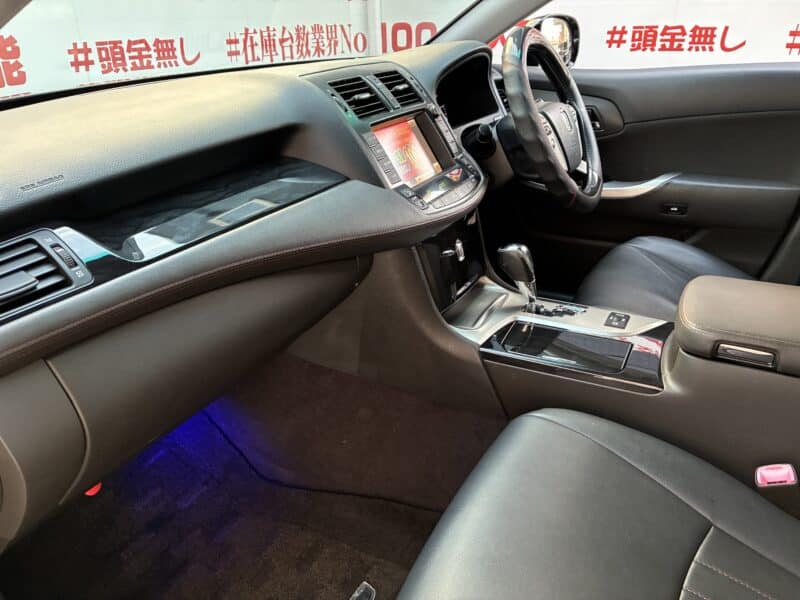 CROWN クラウン 2.5アスリート【総合評価優良車】【カスタム】