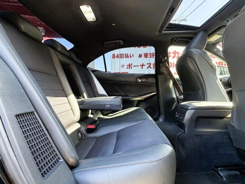 LEXUS レクサス IS300h Fスポーツ