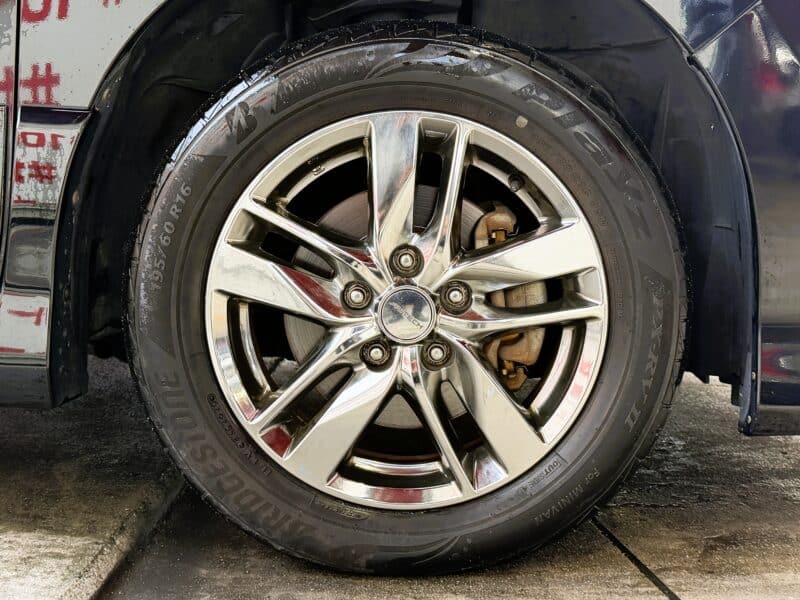 SERENA セレナ ライダー Jパッケージ【特別仕様車】