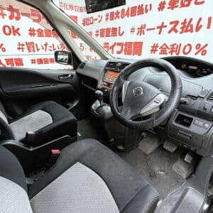 SERENA　セレナ　ライダー　Jパッケージ【特別仕様車】