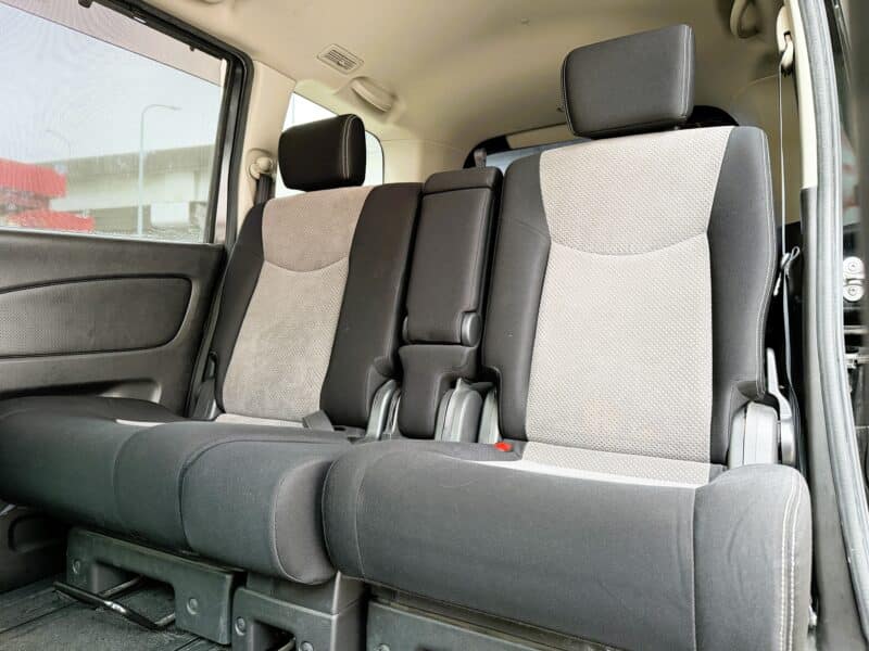 SERENA セレナ ライダー Jパッケージ【特別仕様車】