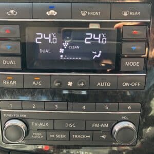 ELGRAND エルグランド ライダーブラックライン黒 本革シート【特別仕様車】