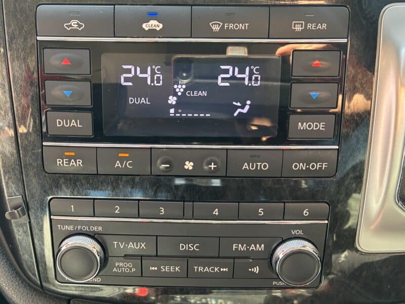 ELGRAND エルグランド ライダーブラックライン黒 本革シート【特別仕様車】