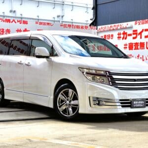 ELGRAND エルグランド ライダー黒クロスシート仕様マニュアルシート 【特別仕様車】