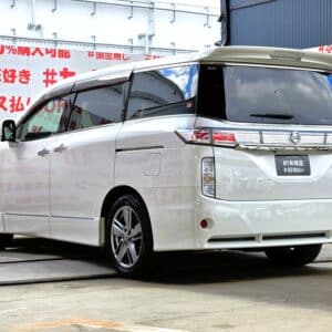 ELGRAND エルグランド ライダー黒クロスシート仕様マニュアルシート 【特別仕様車】