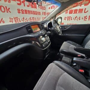 ELGRAND エルグランド ライダー黒クロスシート仕様マニュアルシート 【特別仕様車】