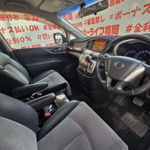 ELGRAND エルグランド ライダー黒クロスシート仕様マニュアルシート 【特別仕様車】