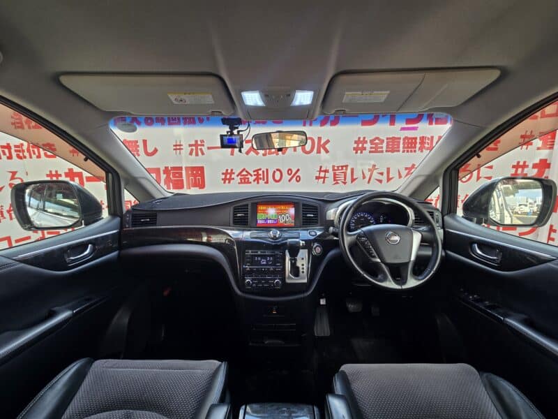 ELGRAND エルグランド ライダー黒クロスシート仕様マニュアルシート 【特別仕様車】