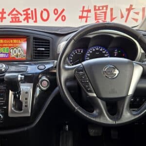 ELGRAND エルグランド ライダー黒クロスシート仕様マニュアルシート 【特別仕様車】