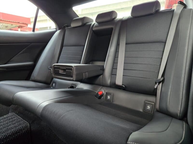 LEXUS レクサス IS250 Fスポーツ 【総合評価優良車】