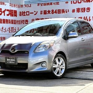 VITZ　ヴィッツ　RS【ユーザー買取車】
