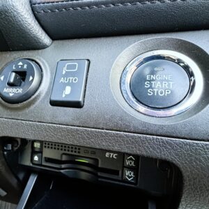 CROWN　クラウン　2.5アスリート　ナビパッケージ【総合評価優良車】【カスタム】